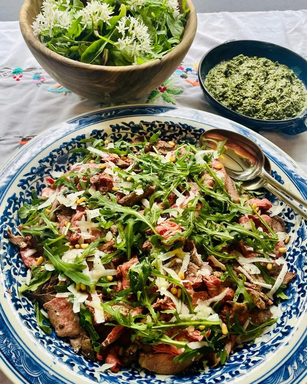 Rare roast beef with rocket and horseradish