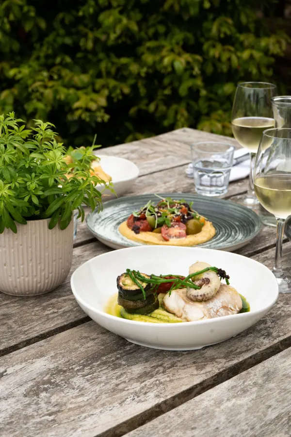 Rosara Supper Club: A Summer Table